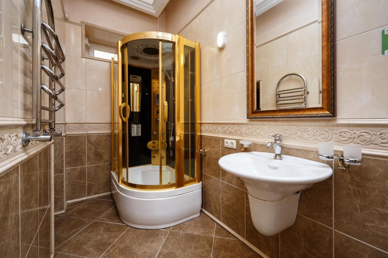 Hostel Suputnyk Lviv Eksteriør bilde